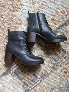 Sole Society Black Lace-Up Block Heel Ankle Boots